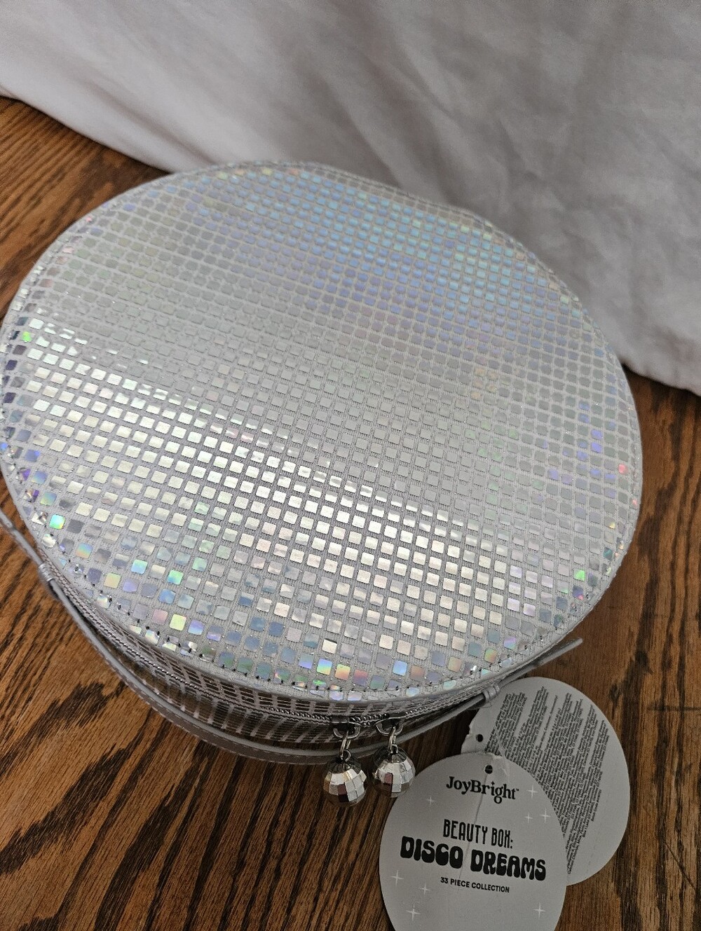 JoyBright by Ulta Beauty "Disco Dreams" Beauty Box Retail $167. Make Up All New - Picture 7 of 8